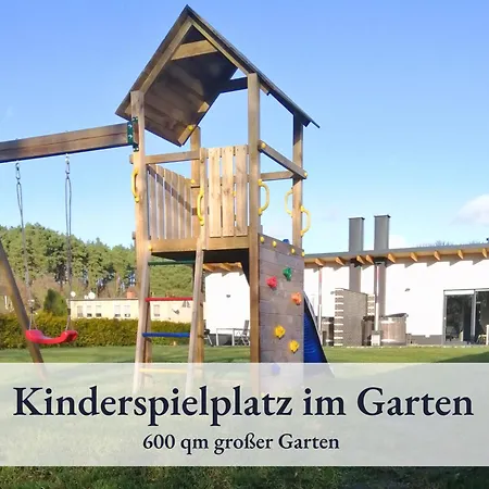 River, Stilvolles Fuer Familien Grosser Garten, Spielplatz, Sauna & Badefass ヴェンディッシュ・リーツ